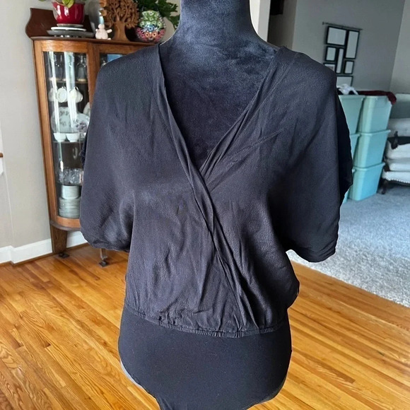 Forever21 black bodysuit - Picture 1 of 6